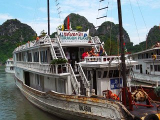 Ha Long Bay Boat